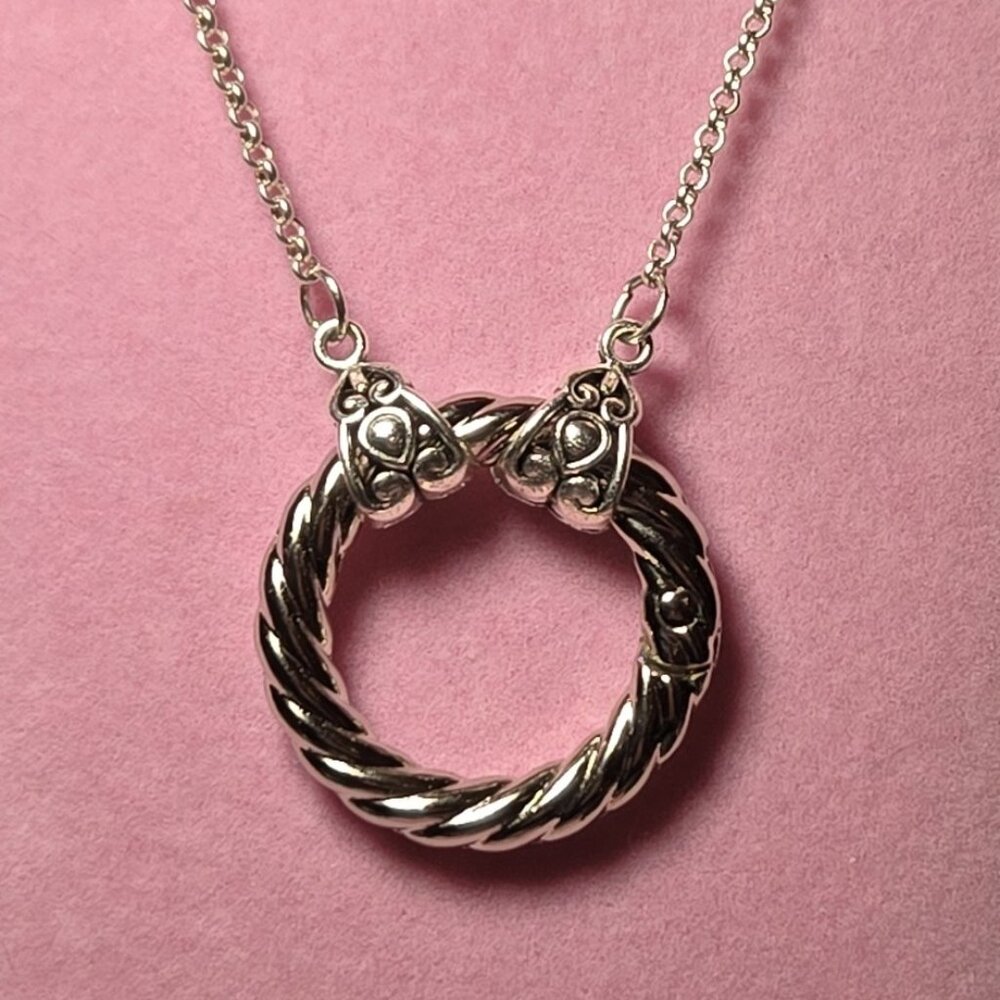 Swaps Silver Twisted Ring Necklace: Customizable Artisan Jewelry - Picture 4 of 12